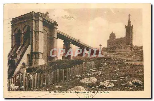 Cartes postales Marseille Les Ascenseurs et N D de la Garde