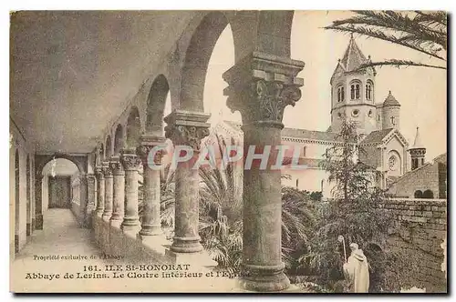 Cartes postales Ile St Honorat Abbaye de Lerins Le Cloitre interieur et l'Eglise