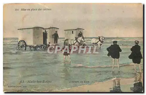 Cartes postales Mise en Place des Cabines Malo les Bains l'Heure du Bain