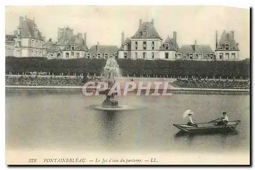 Ansichtskarte AK Fontainebleau le Jet d'eau du Parterre