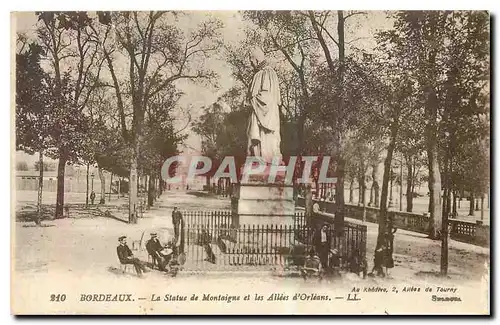 Ansichtskarte AK Bordeaux la Statue de Montaigne et les Allees d'Orleans