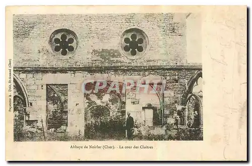 Cartes postales Abbaye de Noirlac Cher la Cour des Cloitres