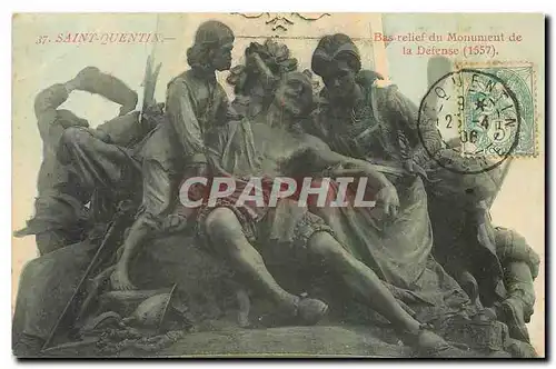 Ansichtskarte AK Saint Quentin Bas relief du Monument de la Defense Militaria