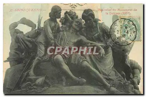 Cartes postales Saint Quentin Bas relief du Monument de la Defense Militaria