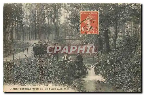 Cartes postales Bois de Vincennes petite cascade pres du Lac des Minimes Enfants