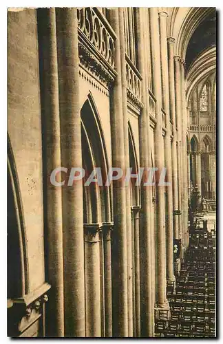 Cartes postales Cathedrale de Coutances perspective sur la Nef