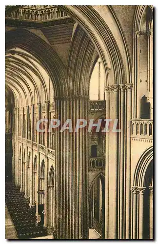 Cartes postales Cathedrale de Coutances cote nord de la Nef vue prise du Choeur