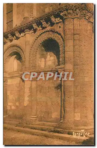 Cartes postales Detail de l'Eglise romane de Surgeres