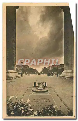 Cartes postales Paris en flanant la tombe du Soldat inconnu