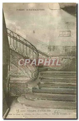 Ansichtskarte AK Paris d'Autrefois Depart d'Escalier dans la cour de l'Hotel de l'Aigle d'OR rue du temple