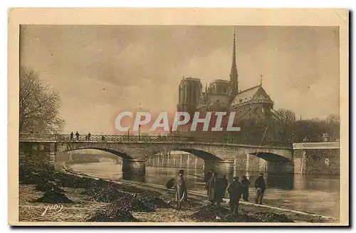 Ansichtskarte AK Paris en flanant Notre Dame et le Pont de l'Archeveche