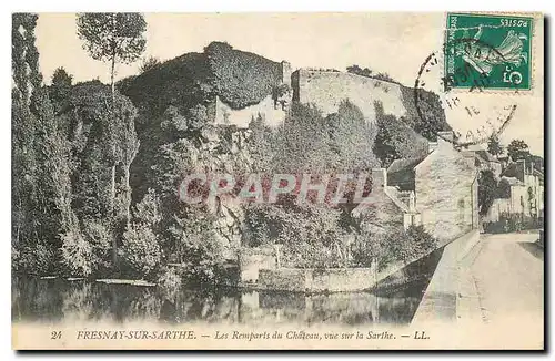 Cartes postales Fresnay sur Sarthe Les Remparts du Chateau vue sur la Sarthe