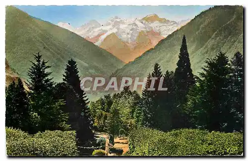 Cartes postales Luchon le Parc et le Port de Venasque vus du Casino