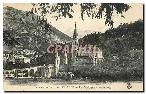 Cartes postales Les Pyrenees Lourdes La Basilique vue de cote