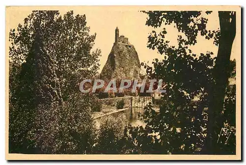 Cartes postales Le Puy Haute Loire Le Piton et la Chapelle St Michel d'Aiguilhe