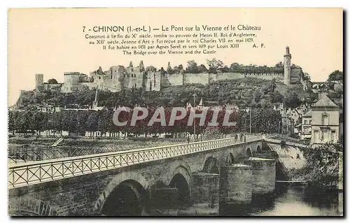 Cartes postales Chinon I et L Le Pont sur la Vienne et le Chateau