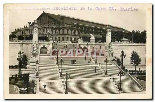 Cartes postales Marseille Escaliers de la Gare Senes et Arnal