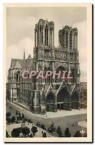 Cartes postales Reims La Cathedrale