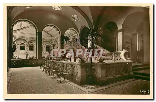 Cartes postales Le Mont Dore P de D l'Etablissement Le Grand Escalier