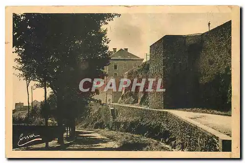Cartes postales Granville Les Remparts et la Caserne