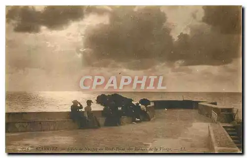 Cartes postales Biarritz Effets de Nuages au Rend Point des Rochers de la Vierge