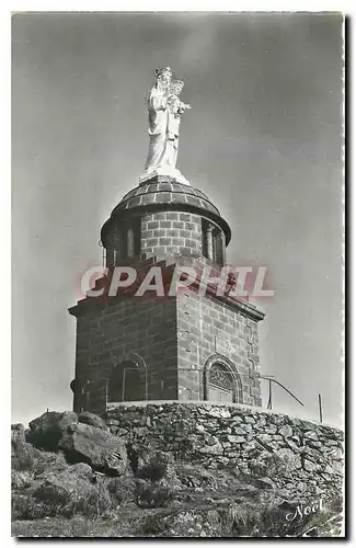 Ansichtskarte AK l'Auvergne Latour d'Auvergne P de D Chapelle et Vierge de N D