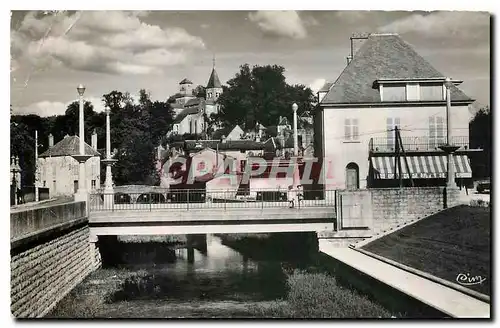 Cartes postales moderne Chatillon sur Seine C d'Or La Seine et l'Eglise St Vorles