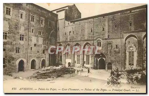 Ansichtskarte AK Avignon Palais des Papes Cour d'honneur