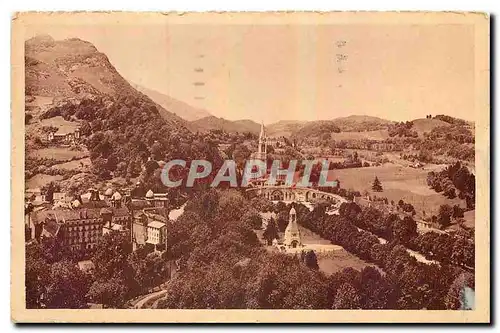 Ansichtskarte AK Lourdes La Basilique et le Calvaire