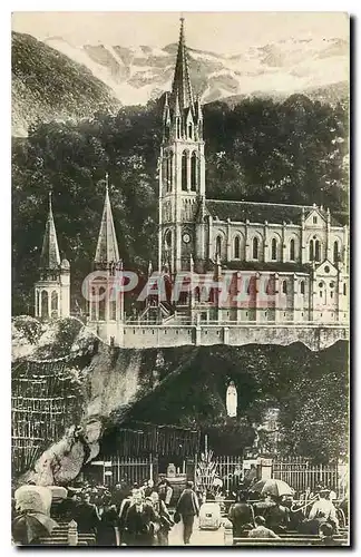 Cartes postales Lourdes La Grotte Basilique