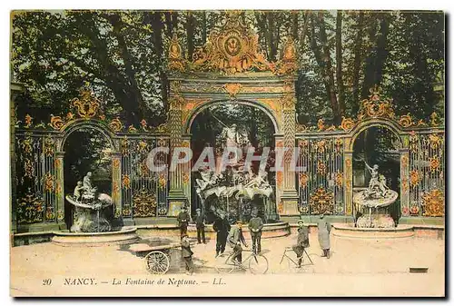 Cartes postales Nancy La Fontaine de Neptune Velo Cycle