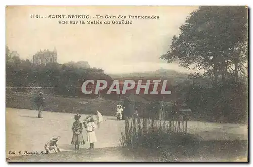 Ansichtskarte AK Saint Brieuc Un coin des Pormenades Vue sur la Vallee du Gouedic Enfants