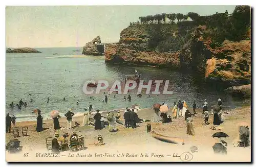 Ansichtskarte AK Biarritz Les Bains du Port Vieux et le Rocher de la Vierge