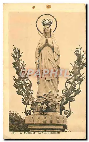 Cartes postales Lourdes La Vierge couronnee