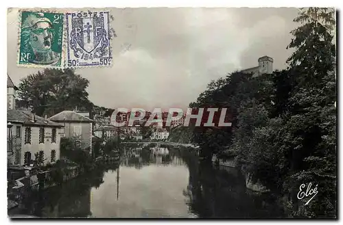 Cartes postales Lourdes H Pyr Le gave de Lourdes et le Chateau Fort