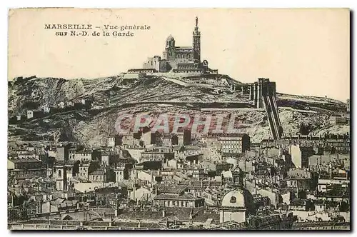 Ansichtskarte AK Marseille Vue generale sur N D de la Garde