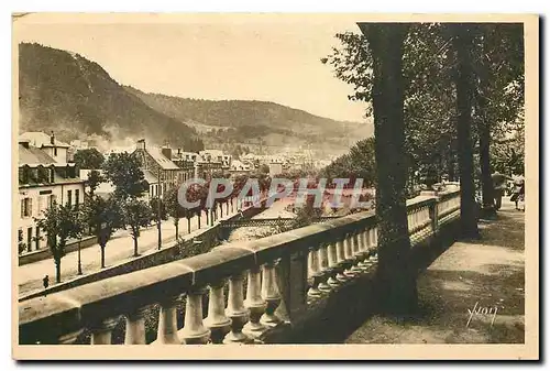 Cartes postales Auvergne La Bourboule Puy de Dome La Dordogne vue de l'Avenue des Etats Unis