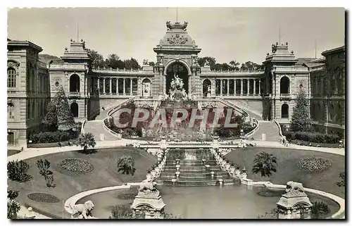 Ansichtskarte AK La Carrefour du Monde Marseille Le Palais Longchamp