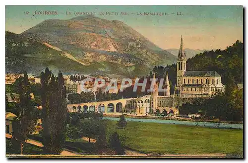 Ansichtskarte AK Lourdes Le Grand et le Petit Jer La Basilique