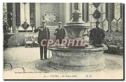 Cartes postales Vittel La Source Salee
