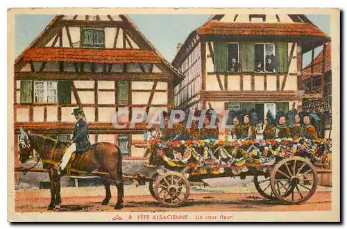 Cartes postales Fete Alsacienne Un char fleuri Folklore