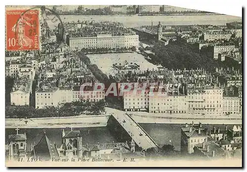 Cartes postales Lyon Vue sur la Place Bellecour