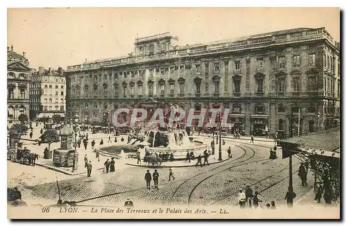 Ansichtskarte AK Lyon La Place des Terreaux et le Palais des Arts