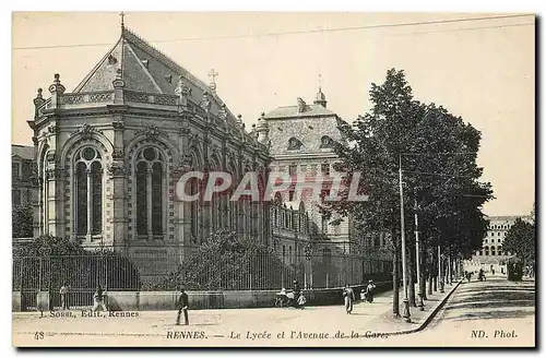 Ansichtskarte AK Rennes Le Lycee et l'Avenue de la Gare