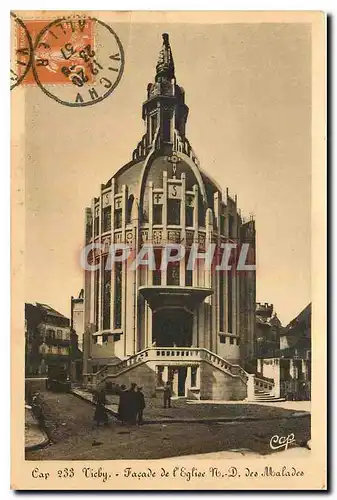 Ansichtskarte AK Vichy Facade de l'Eglise N D de Malades