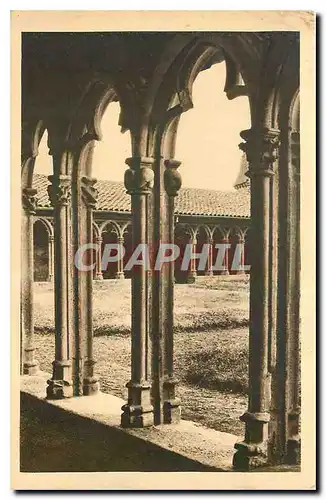 Cartes postales Charlieu Loire Manostere des Cordeliers Le Cloitre Colonnes et chapiteaux sculptes