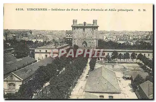 Cartes postales Vincennes Interieur du Fort Porte d'Entree et Allee principale