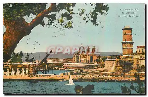 Cartes postales Marseille La Cathedralle et le Fort Saint Jean