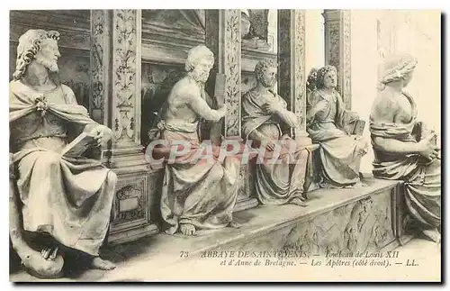 Cartes postales Abbaye de Saint Denis Tombeau de Louis II et d'Anne de Bretagne Les Apotres cote droit