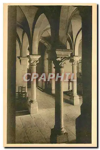 Cartes postales Monastere de Ste Marie de la Pierre qui Vire Yonne Une Crypte